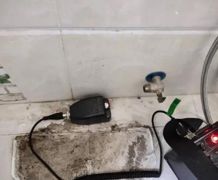 伊宁屋顶漏水维修公司分享下卫生间漏水的危害及解决方法